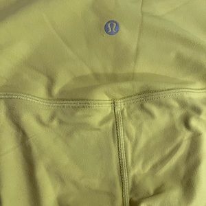 Lululemon size 10 Align High Rise 25”